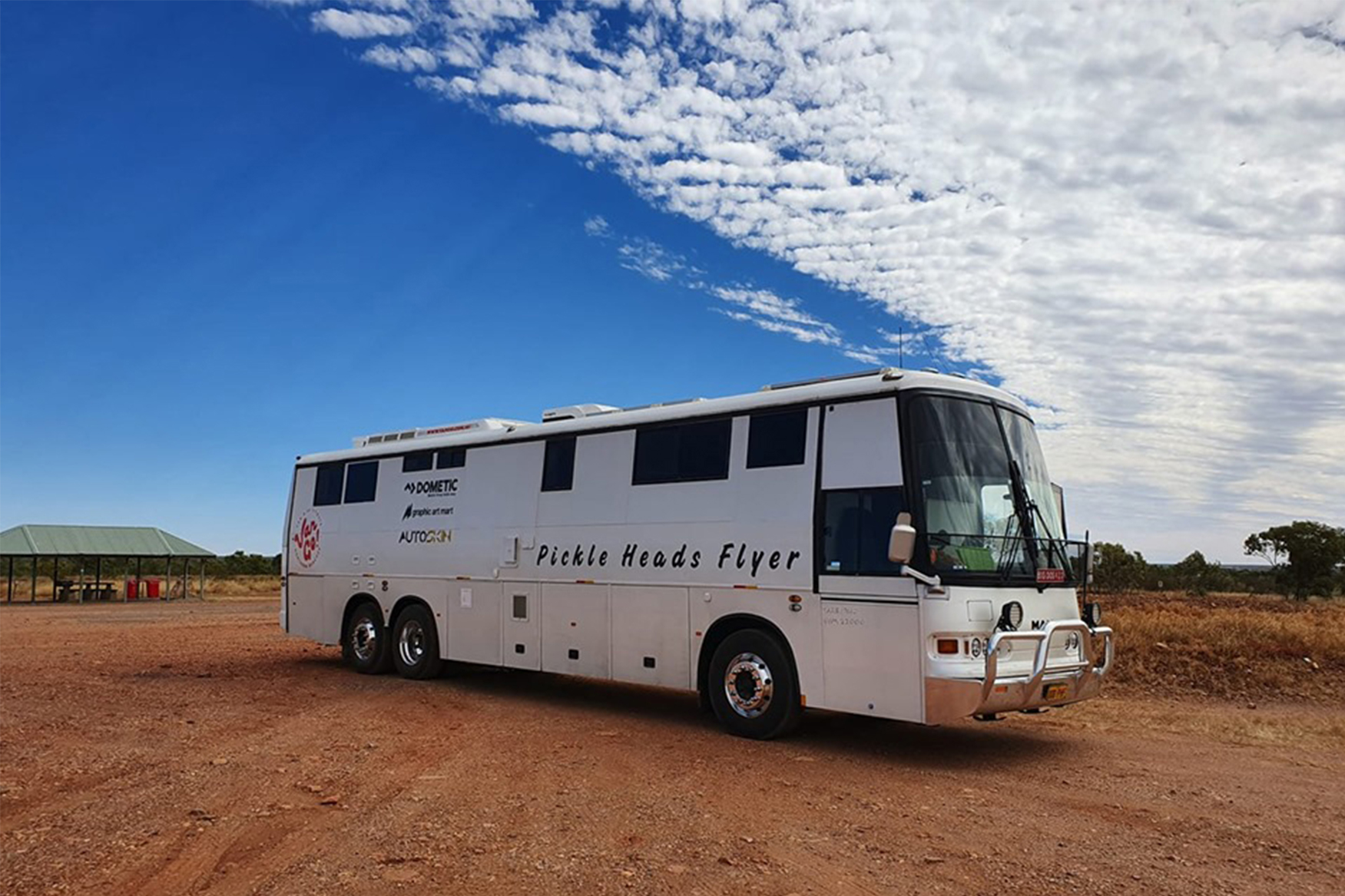 Mercedes Bus